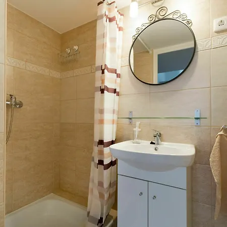 Apartment Bpm-little Nest In *