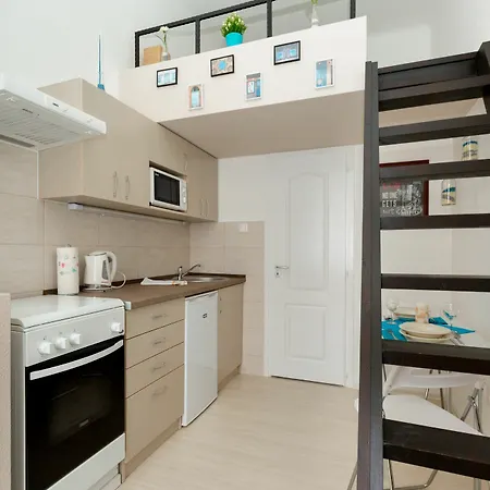 Bpm-little Nest In Apartment